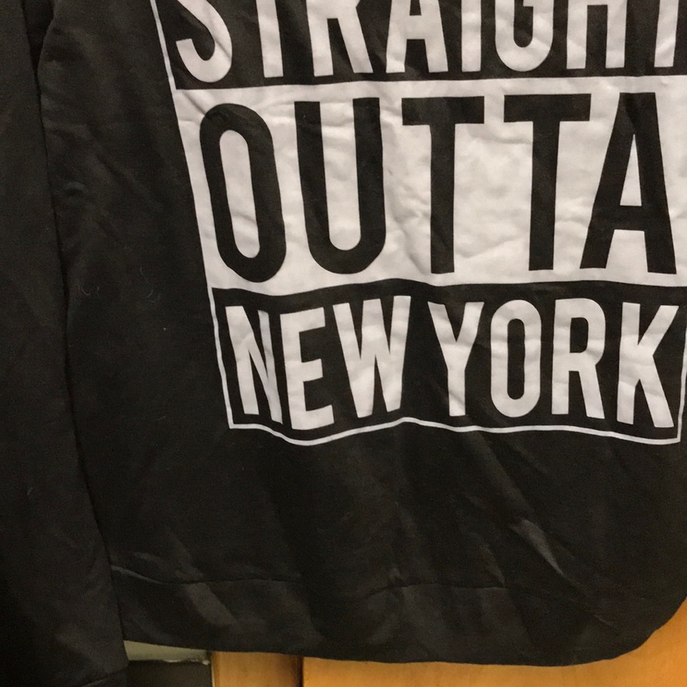 Top - Picture 2 of 4